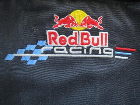 Red bull racing krásne kraťasy, pepe jeans,158
