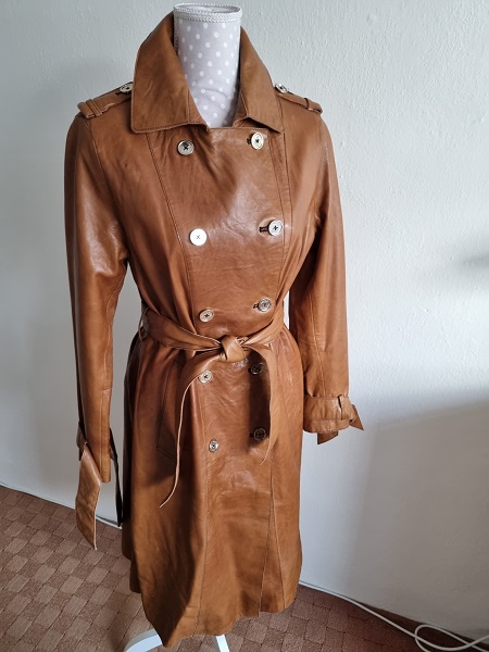 Bledohnedý kožený kabát veľ. m, m