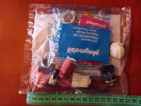 Dáma plus 2 oblečenia playmobil,