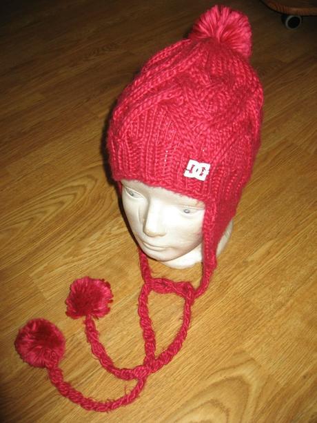 Čiapka, ušianka značky dc, s