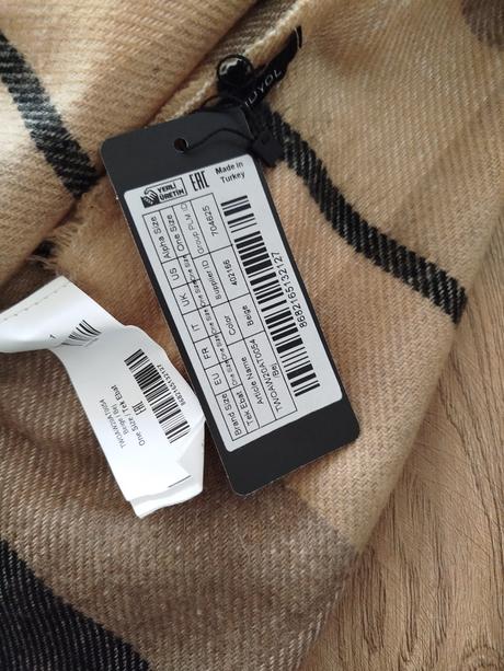 Krásny šál trendyol,