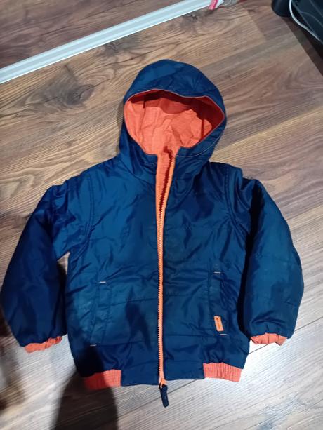 Obojstranna nepremokavá bunda, decathlon,110