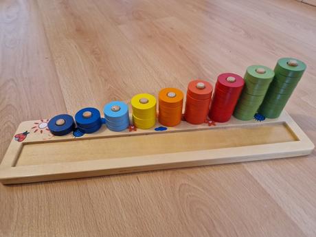 Nasadzovanie čísla 0-9 montessori, 