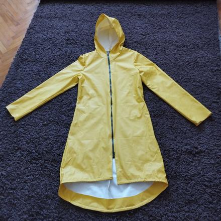 Kabát do dažďa, s