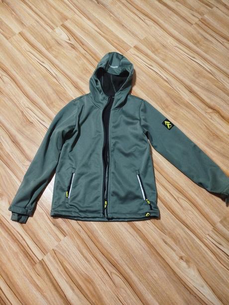 Vetrovka, crivit,152