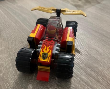 Lego/kaiov nindža pretekár evo, 
