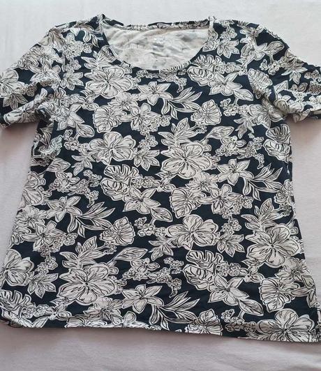 Modro biele tricko, 42