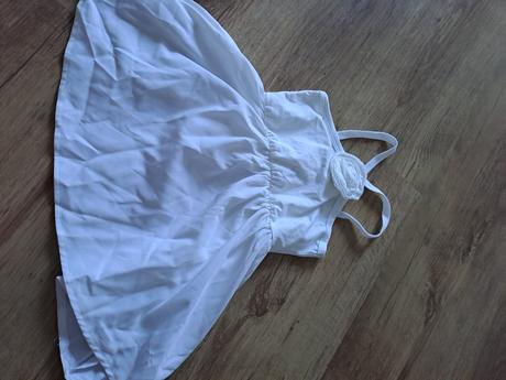 Nové dievčenské šaty, 86