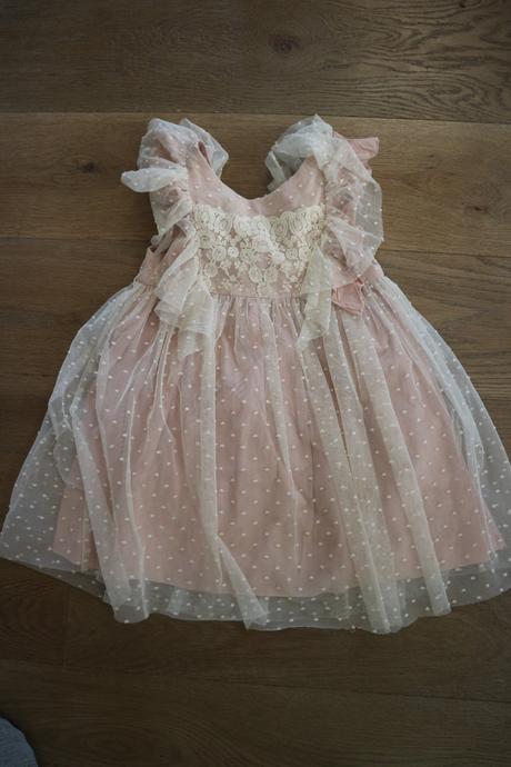 Viacvrstvove romanticke saty, 104