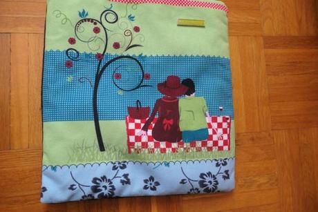 Kvalitna znackova, jedinecna, krasna crossbody,