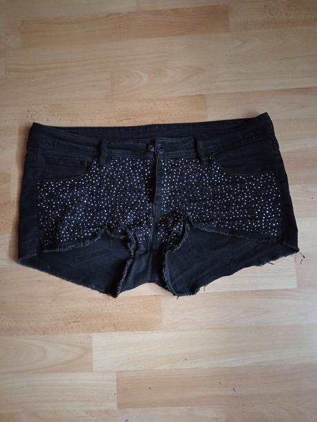 Krátke nohavice, 42