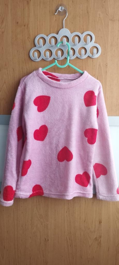 Mäkkučká srdiečková mikinka, 140