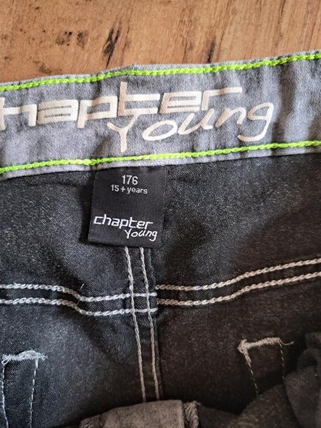 Riflove kratasy, chapter young,176