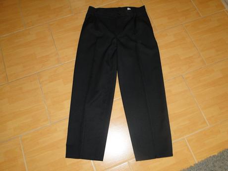 Cierne nohavice 50, 50