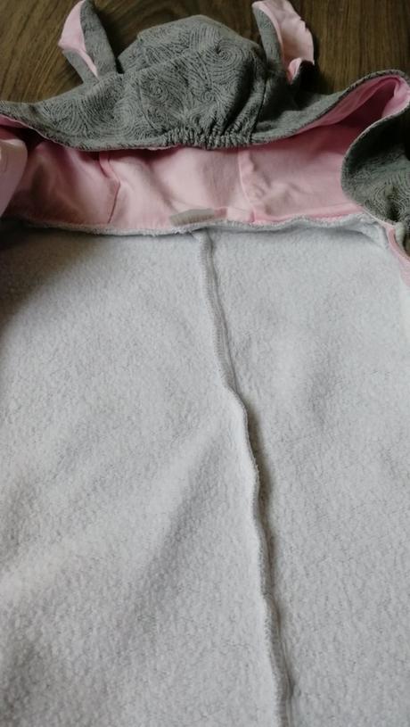 Mikinka zajačik, 98