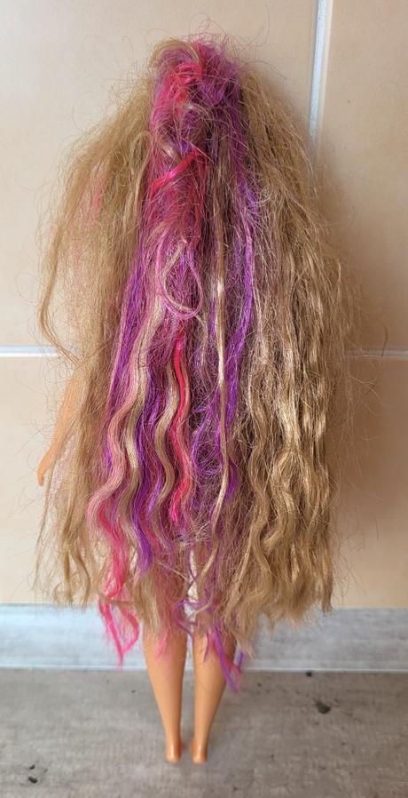 Barbie totally hair, 