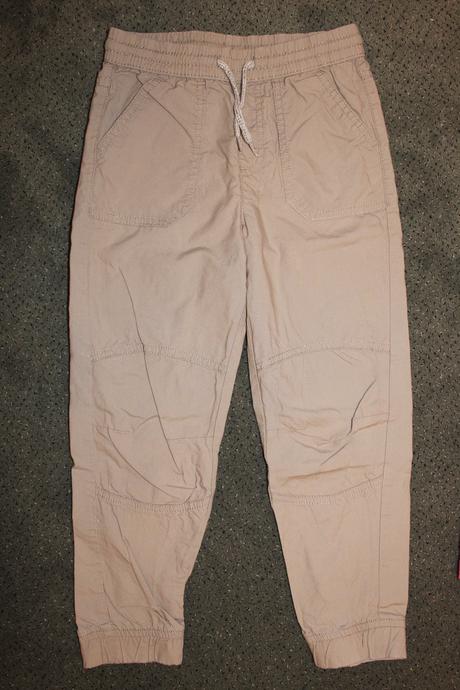 Letné nohavice, 116