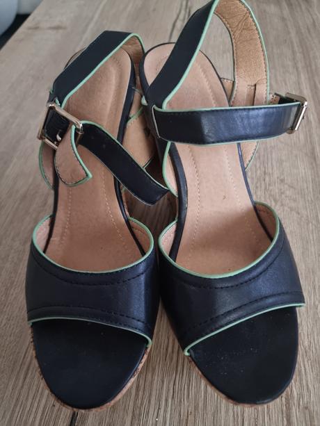 Sandalky na platforme, 39