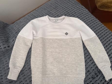 Balicek velkost 140 + darcek, 140–152