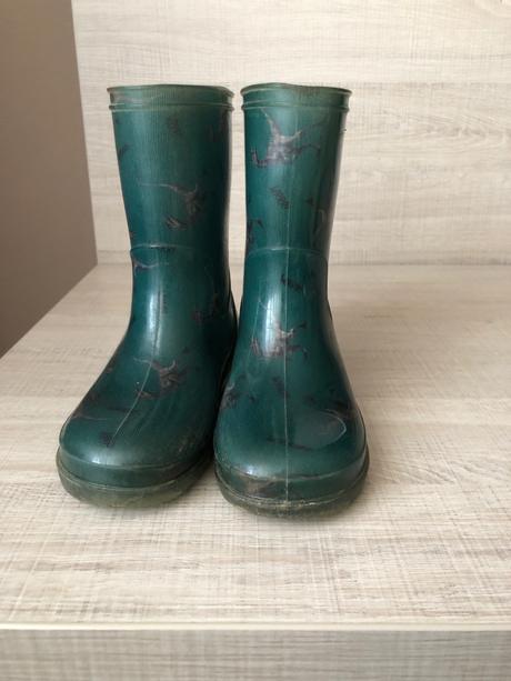 Gumáky, reserved,28