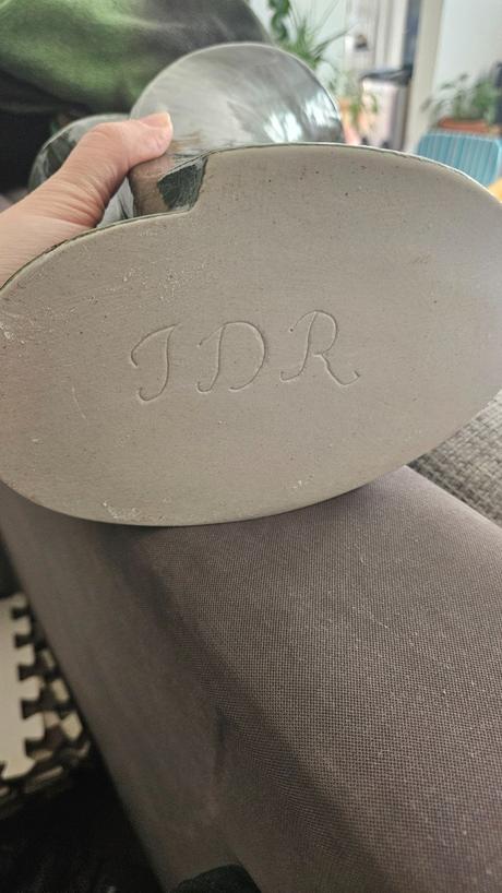 Atypicka zelena vaza, 