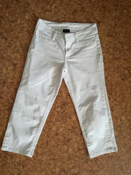 Dámske 3/4-ťové nohavice veľ.36, 36