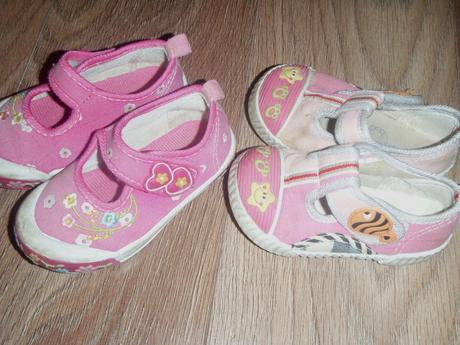 Papuce v.22, humanic,22