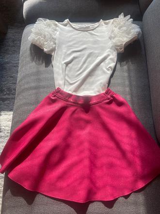 Sukňa a tričko, 140–152