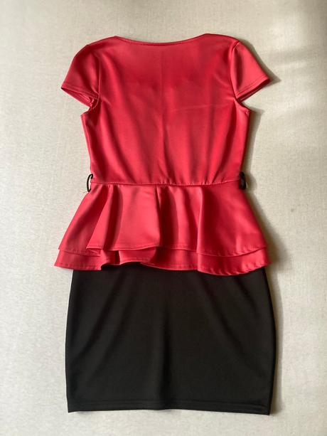 Dievčenské šaty, 158