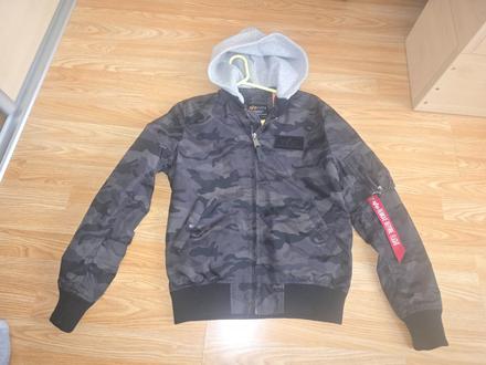 Prechodna bundicka, s