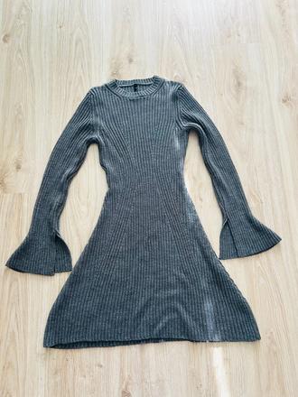 Krásne šaty značky green apple, 