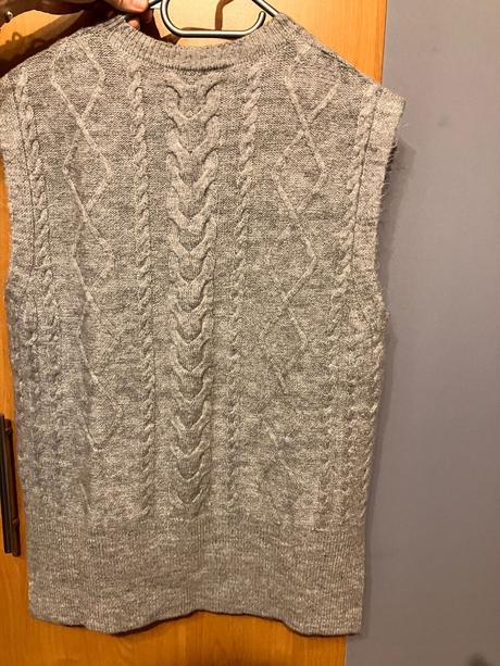 Dámska vesta vlnena, m