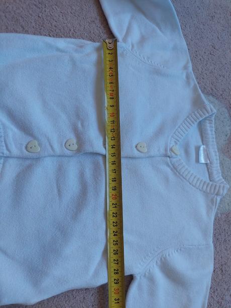 Biely svetrik veľ.86/92/98, vek 12-18mes., f&f,86