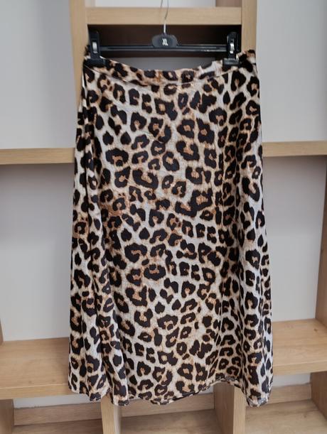 Midi sukňa veľkosť l, l