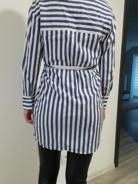 Predĺžená košeľa, bershka,s