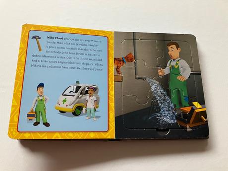 Kniha s puzzle,
