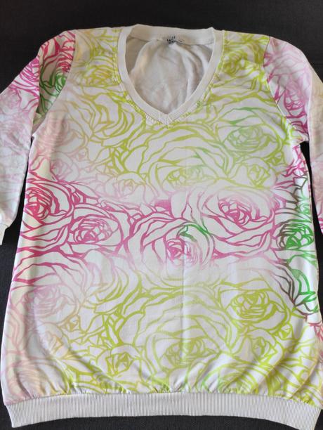 Romanticka mikina, s