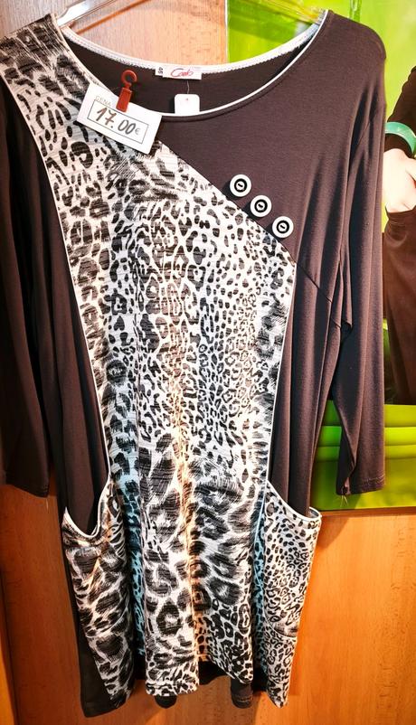 Dámske predĺžené tričko s vreckami, 42 / 44 / 46 / 48