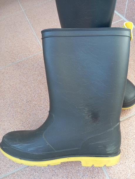 Gumaciky pikachu, reserved,35