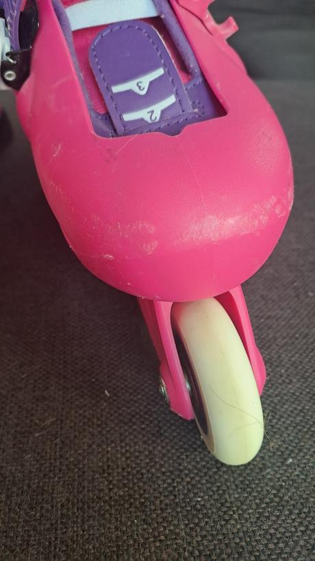 Kolieskové korčule, 32