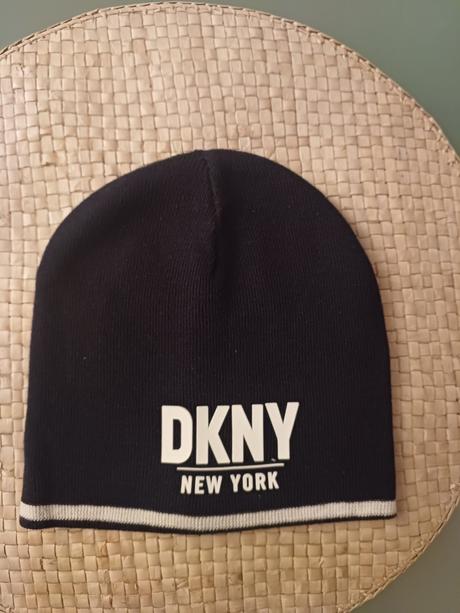 Čapica, dkny,140