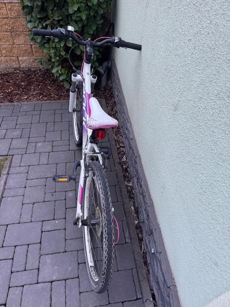 Bicykel rock machine catherine 24, 24