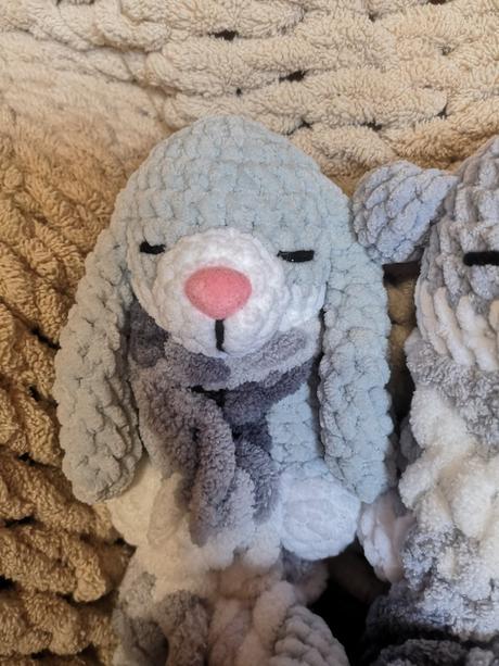 Mini mojkačik v žltom,