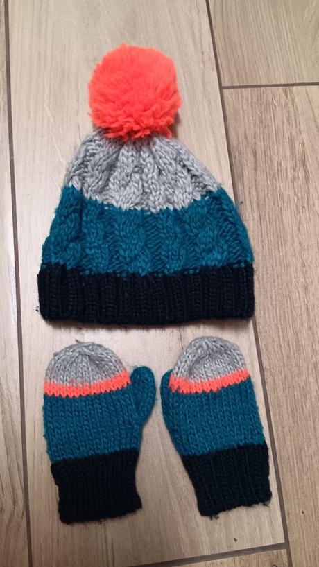 M&s ciapka a rukavice, marks & spencer,98