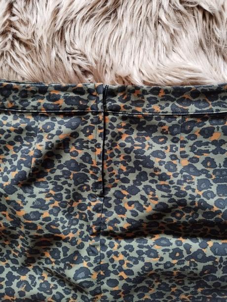 Extravagantná sukňa, h&m,l