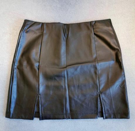 Koženková sukňa, sinsay,s