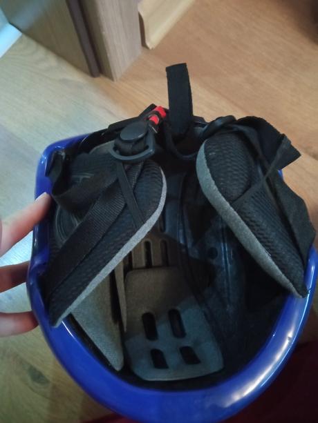 Prilba na zimné športy, s