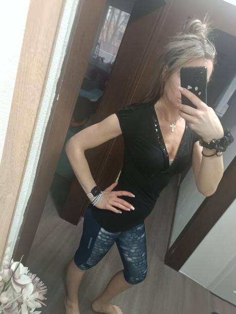 Tričko s výstrihom veľ. m, m