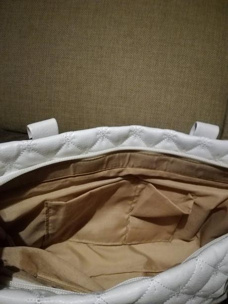 Kožená kabelka + darček,