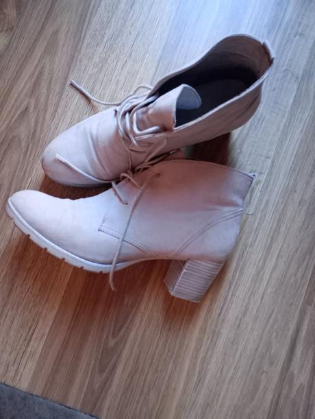 Jesenné čižmičky, 41